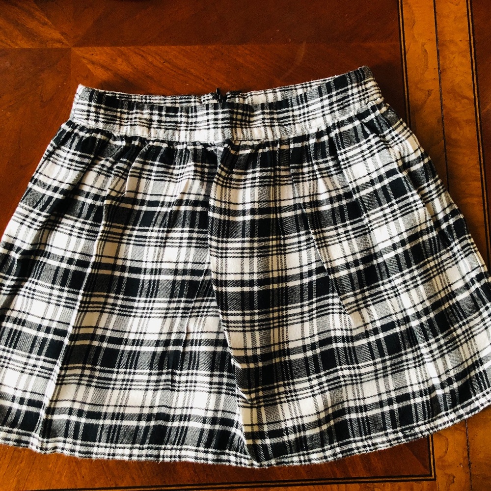 Cross striped Skirt